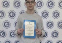 Stefan Grujičić- republički šampion u fizici u junu putuje na Balkanijadu u Tursku