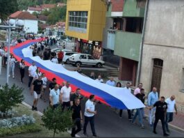 U Srebrenici razvijena trobojka duga 75 metara, Stevandić govorio o opstanku malih opština