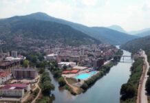 Foča u zagrljaju sedamnaest rijeka i osam jezera